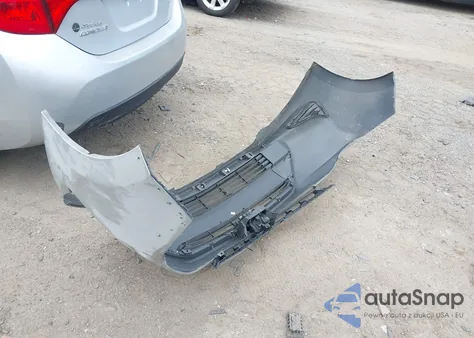 2018 Toyota Corolla Le from USA, damaged, VIN 2T1BURHE3JC073694